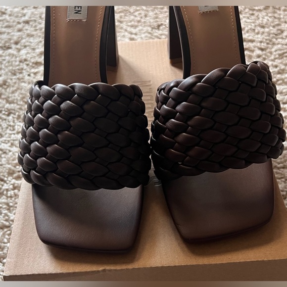 Naturally Brown - Picture 5 of 9